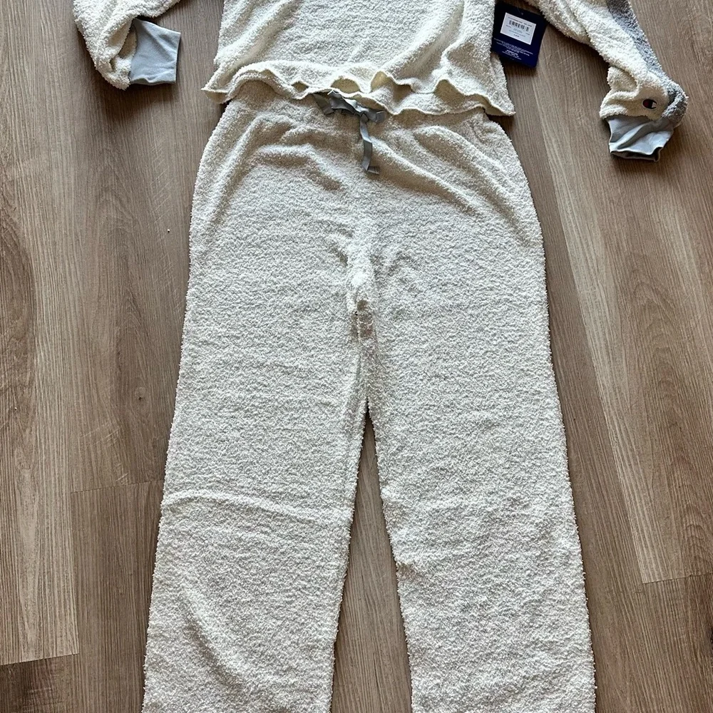 New terry pajamas Set.‎ Color: white, size: L.